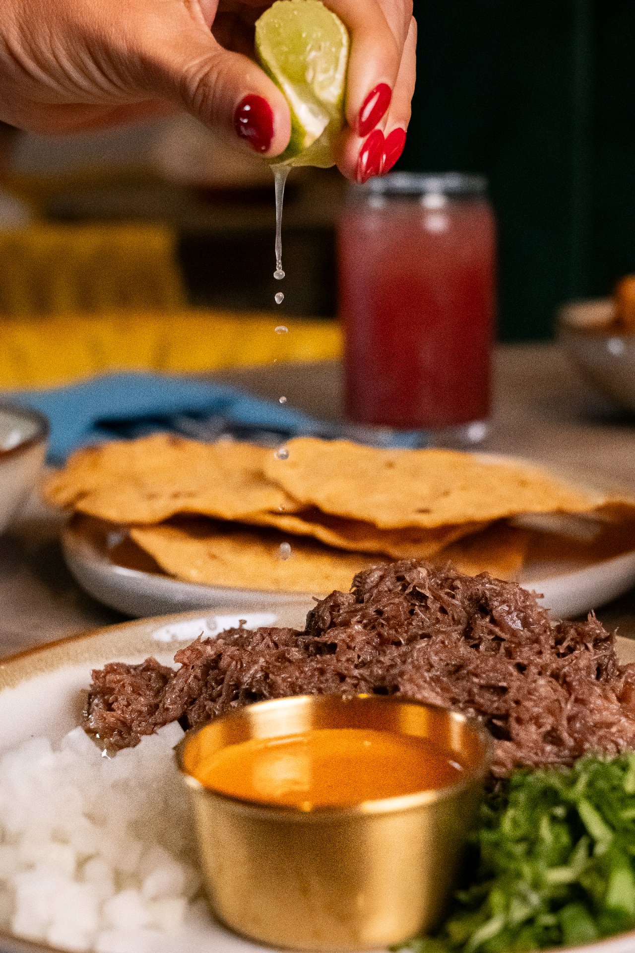 Barbacoa with tostadas